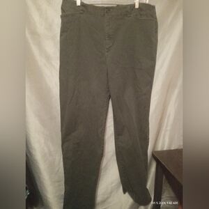 Chaps 1978 women's straight leg black work pants